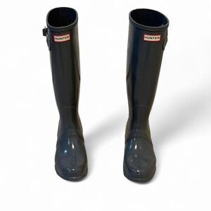 HUNTER Original Tall Rain Boots in Glossy Dark Gray / Charcoal
